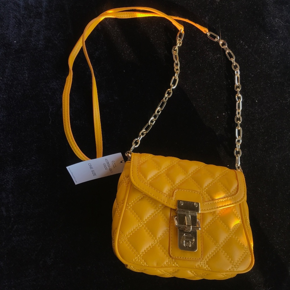 🆕 Banana Republic Quilted Small Crossbody Handbag - Picture 12 of 12